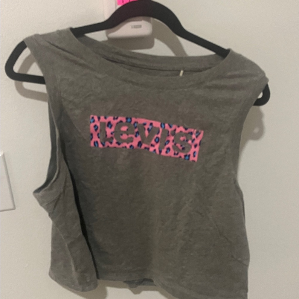 Levi’s Gray Sleeveless Top with Pink Leopard Print